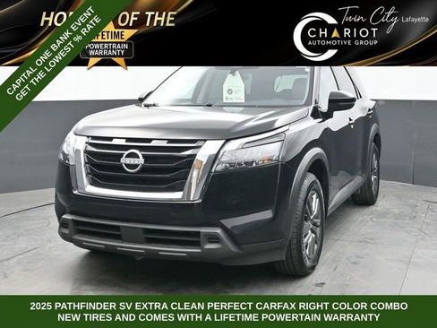 Used 2025 Nissan Pathfinder SV FWD image 1