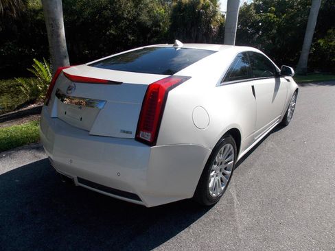 Used 2011 Cadillac CTS Performance RWD image 5