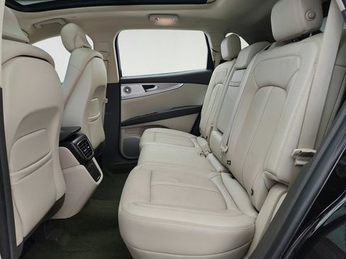Used 2019 Lincoln Nautilus Reserve w/ Ultimate Package AWD/4WD image 25