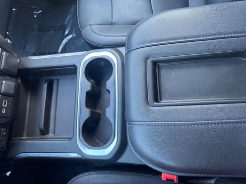 Used 2021 Chevrolet Silverado 1500 LT Trail Boss image 22