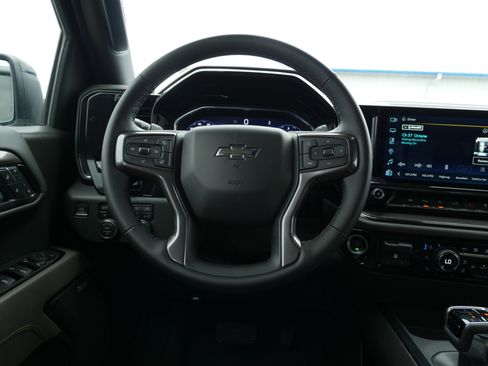 Certified 2024 Chevrolet Silverado 1500 ZR2 w/ Technology Package image 21