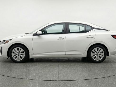 Used 2025 Nissan Sentra S FWD image 5