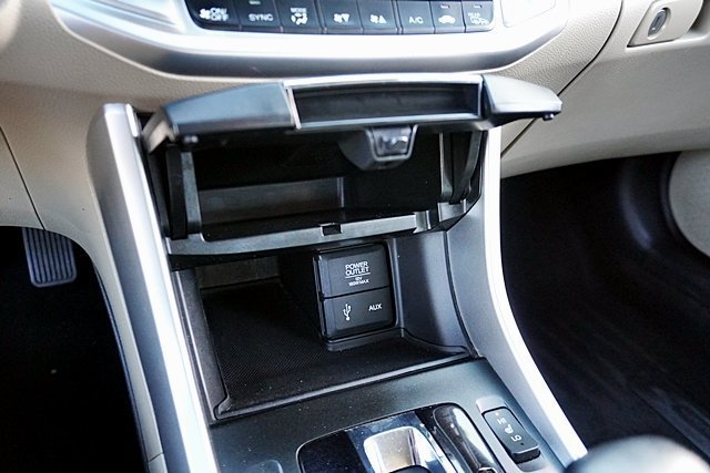 Used 2015 Honda Accord EX-L image 38