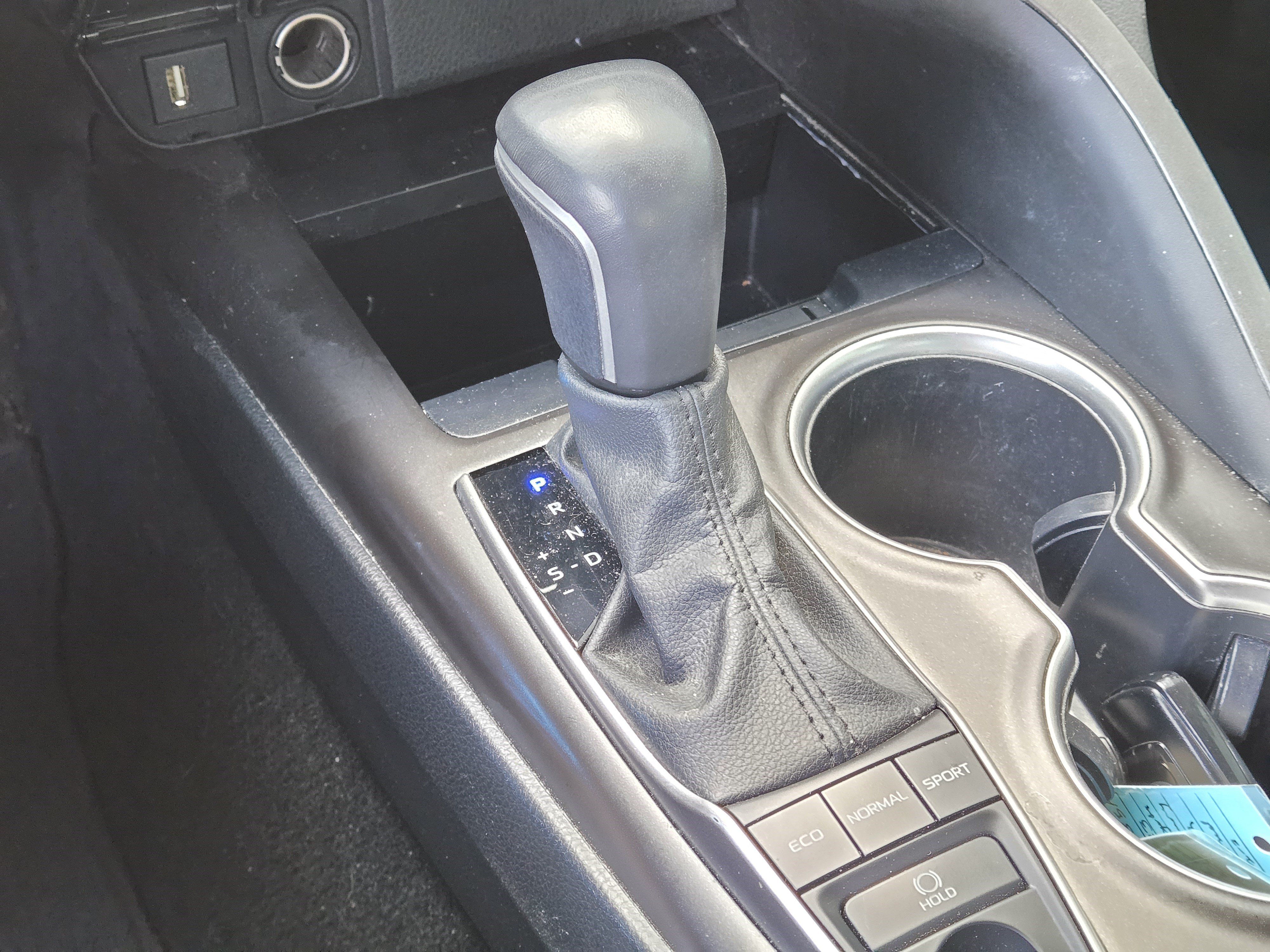 Used 2023 Toyota Camry XLE w/ Navigation Package FWD image 22