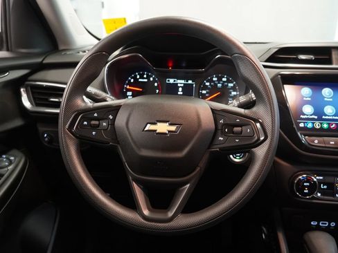 Used 2023 Chevrolet TrailBlazer LT w/ Convenience Package FWD image 17