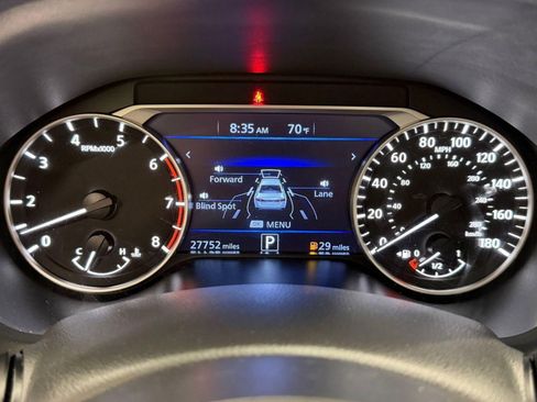 Used 2022 Nissan Altima 2.0 SR FWD image 18