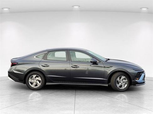 New 2026 Hyundai Sonata SE image 8