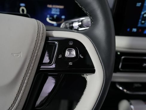 New 2026 Lincoln Aviator Reserve AWD/4WD image 34