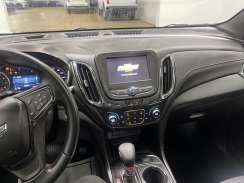 Used 2023 Chevrolet Equinox RS image 29