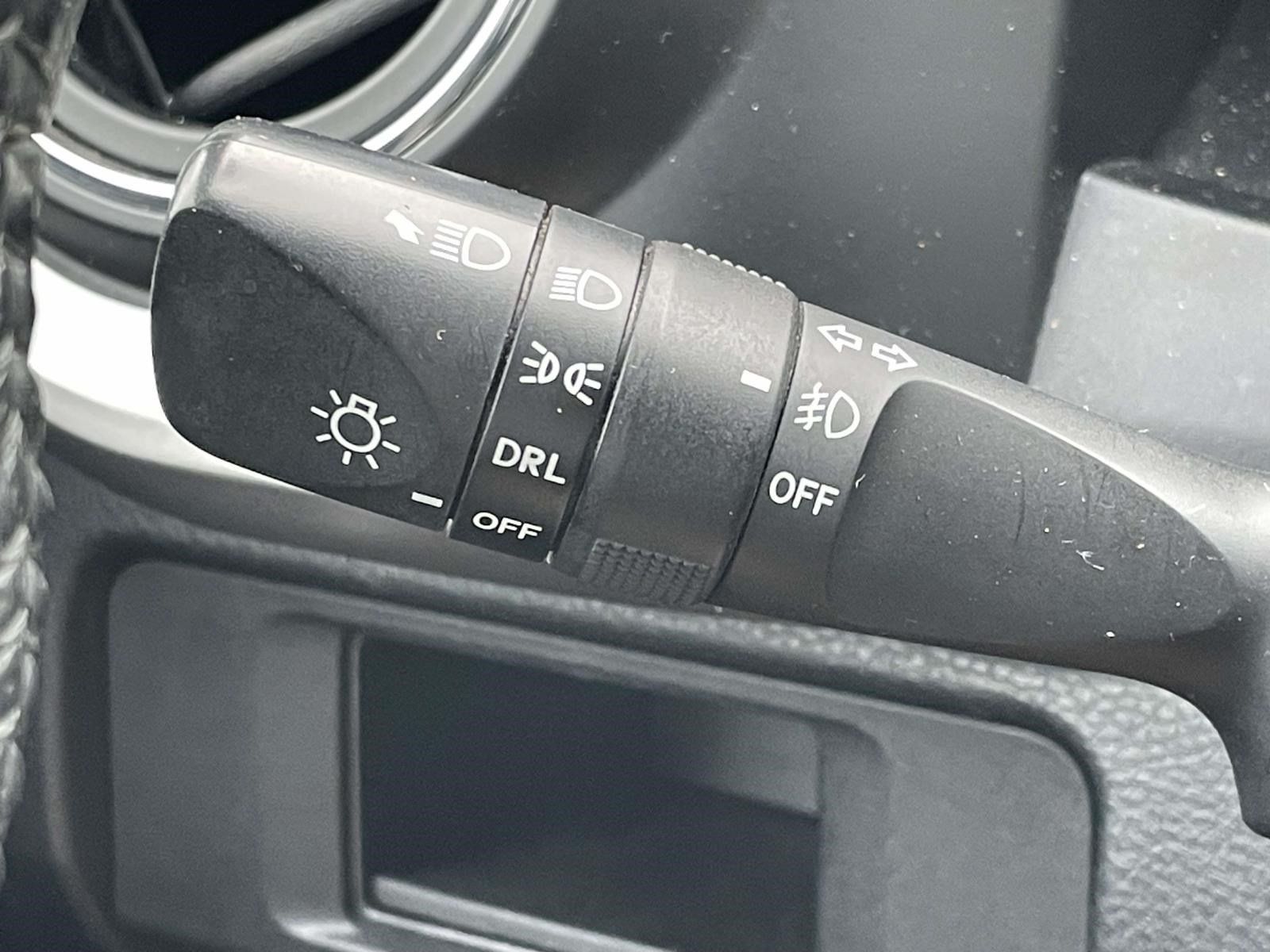 Used 2018 Toyota Tacoma SR5 RWD image 22