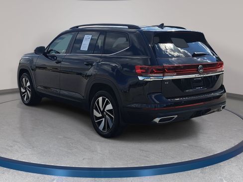 Used 2024 Volkswagen Atlas SE FWD image 7