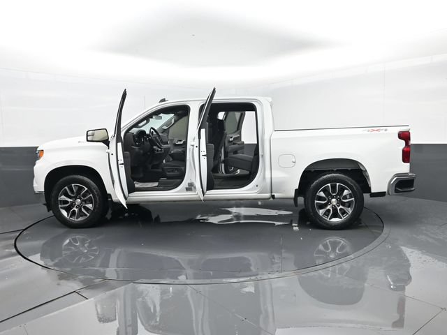 Used 2023 Chevrolet Silverado 1500 LT AWD/4WD image 30