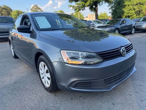 Used 2014 Volkswagen Jetta S FWD image 3