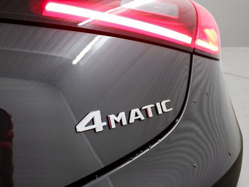 Used 2025 Mercedes-Benz CLE 300 4MATIC Coupe image 33