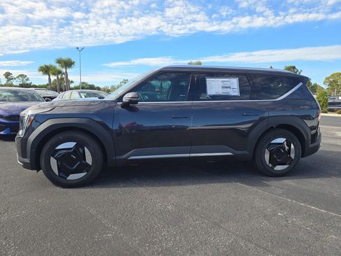 New 2026 Kia EV9 Wind AWD/4WD image 5