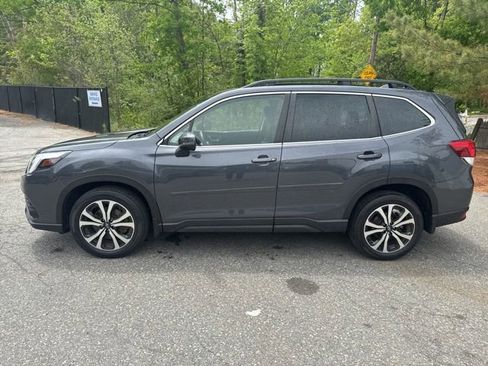 Used 2023 Subaru Forester Limited AWD/4WD image 6