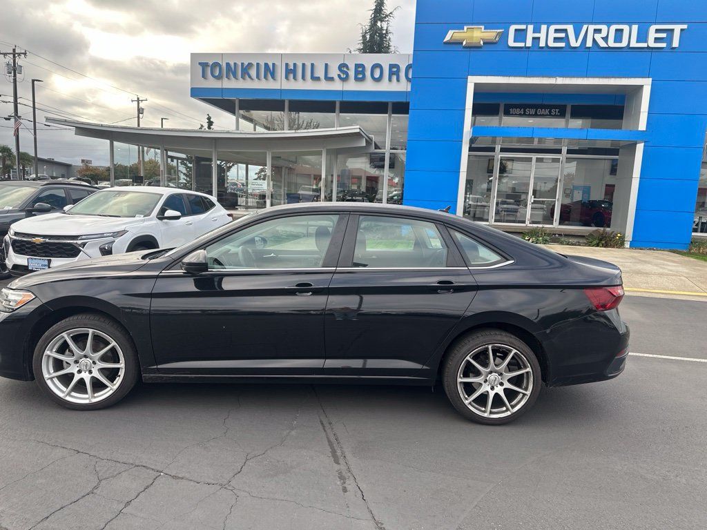 Used 2023 Volkswagen Jetta S FWD image 5