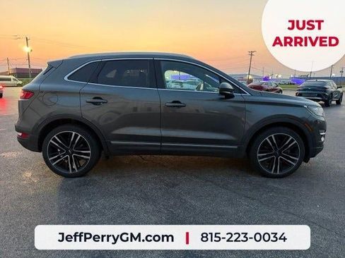 Used 2017 Lincoln MKC Reserve w/ Lincoln MKC Climate Package AWD/4WD image 5