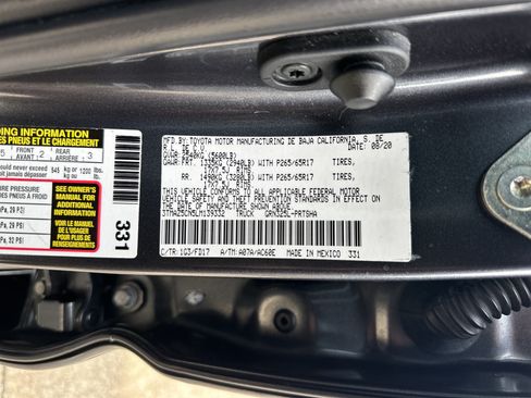 Used 2020 Toyota Tacoma TRD Sport RWD image 33