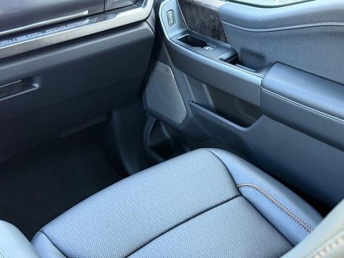 New 2025 Ford F350 Lariat w/ Lariat Ultimate Package image 10