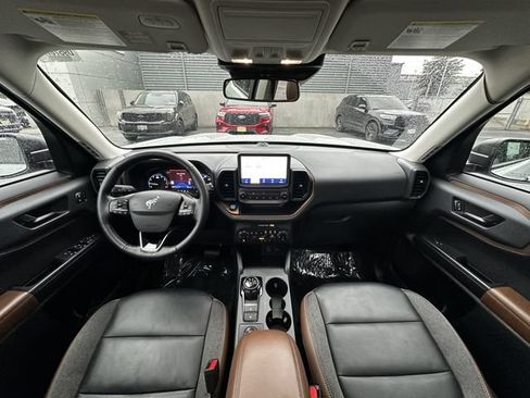 Certified 2023 Ford Bronco Sport Outer Banks w/ Tech Package AWD/4WD image 3