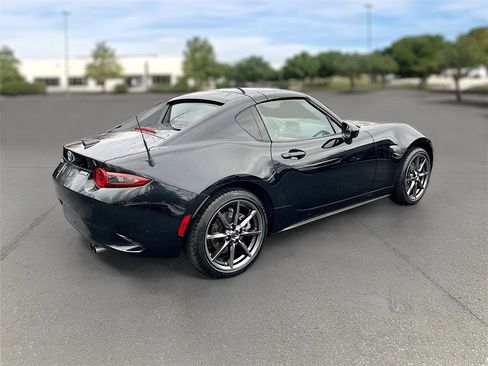 Used 2017 MAZDA MX-5 Miata RF Grand Touring image 6