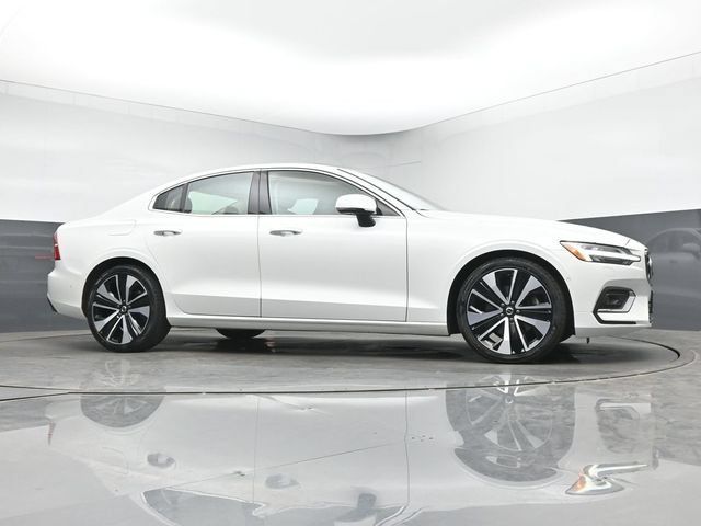 Used 2023 Volvo S60 B5 Ultimate w/ Climate Package FWD image 35