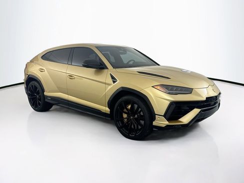 Used 2024 Lamborghini Urus S AWD/4WD image 3