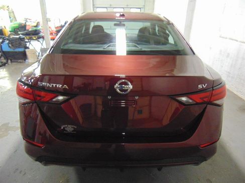 Used 2023 Nissan Sentra SV image 5