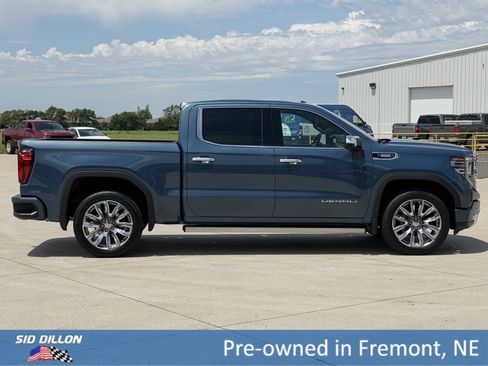 Used 2024 GMC Sierra 1500 Denali w/ Denali Reserve Package AWD/4WD image 3