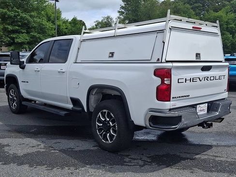 Used 2024 Chevrolet Silverado 2500 LT w/ Safety Package AWD/4WD image 4