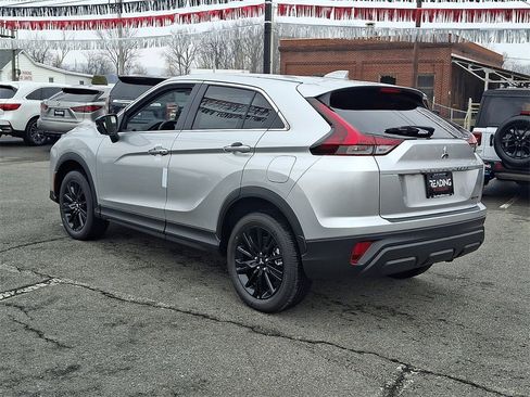 New 2026 Mitsubishi Eclipse Cross LE image 5
