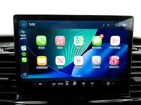 Used 2025 Ford Transit 350 XLT image 12