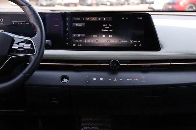 Used 2023 Nissan Ariya FWD image 26