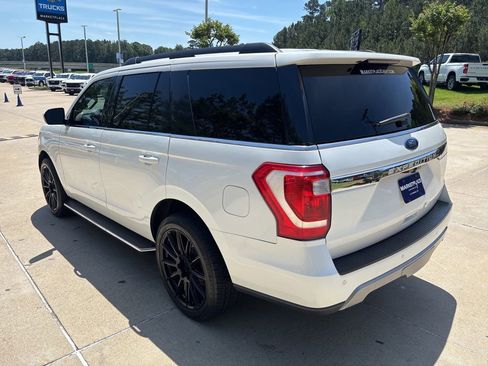 Used 2020 Ford Expedition XLT w/ Equipment Group 202A RWD image 12