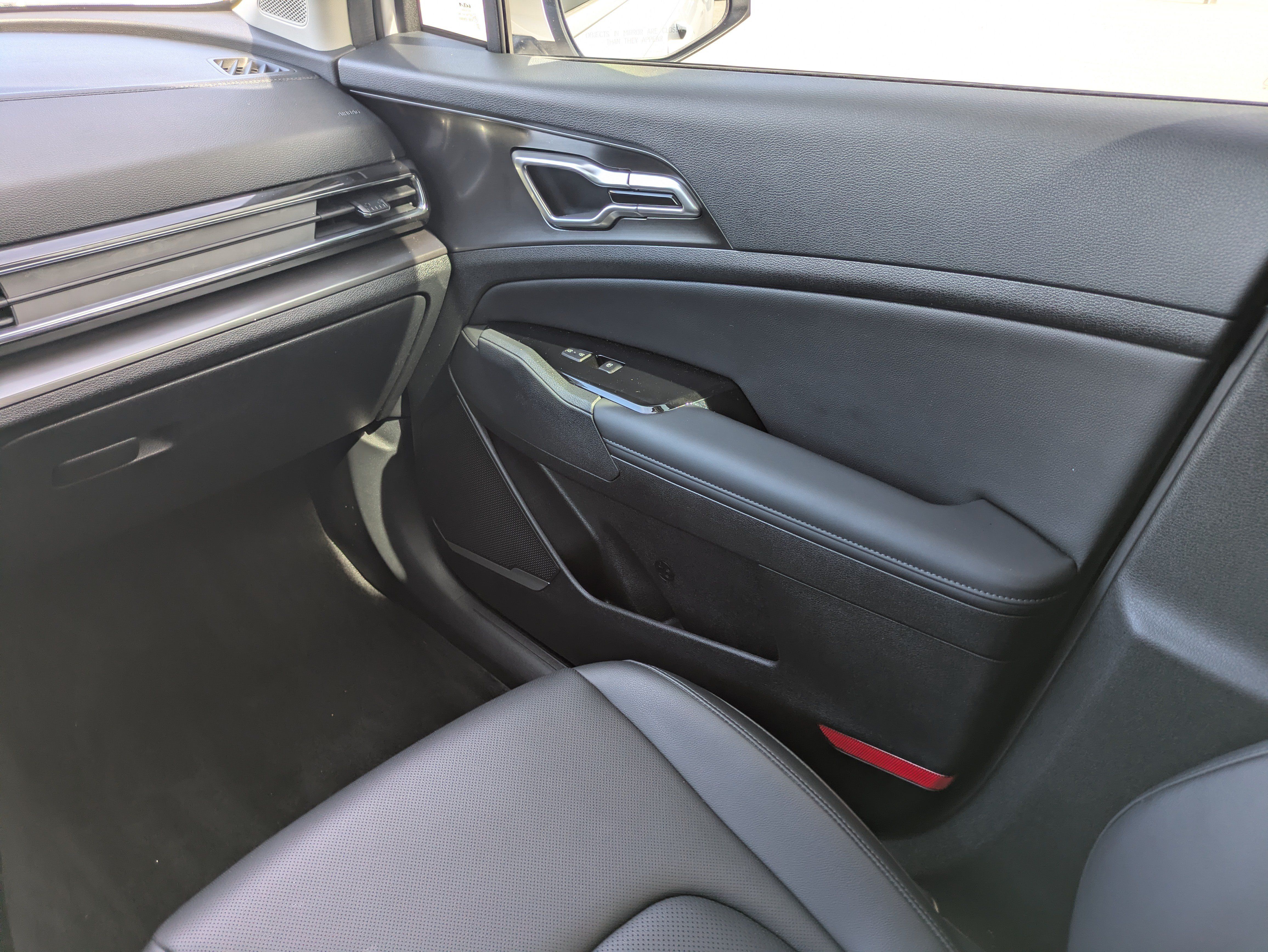 Used 2023 Kia Sportage EX FWD image 17