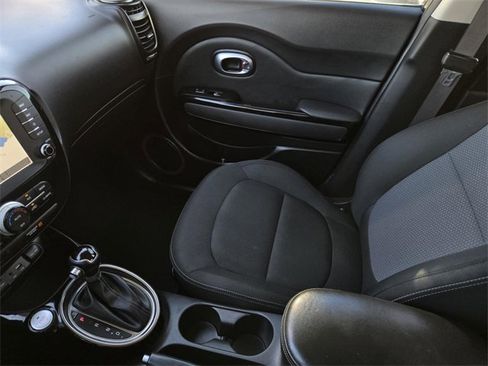 Used 2019 Kia Soul + w/ Audio Package image 24