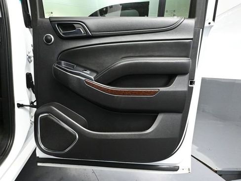 Used 2015 GMC Yukon XL SLT image 49