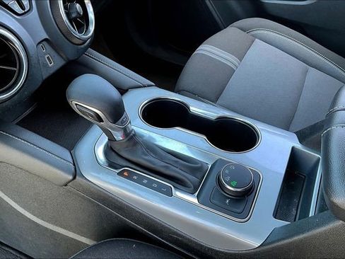 Used 2023 Chevrolet Blazer LT image 17