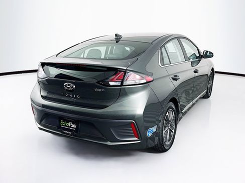 Used 2021 Hyundai Ioniq SEL FWD image 9