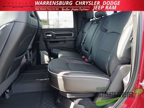 New 2026 RAM 2500 Laramie AWD/4WD image 13