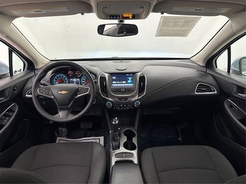 Used 2017 Chevrolet Cruze LT w/ Convenience Package image 35