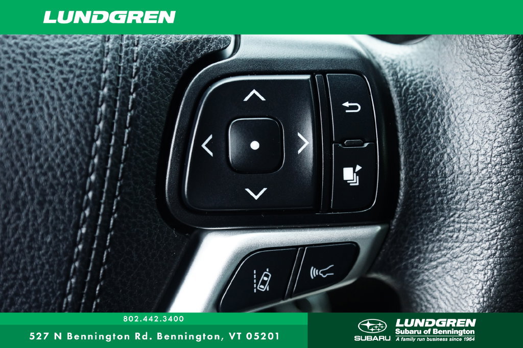 Used 2019 Toyota Highlander LE AWD/4WD image 16