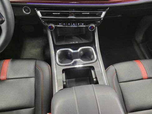 Used 2024 Chevrolet Traverse RS w/ LPO, Floor Liner Package image 16