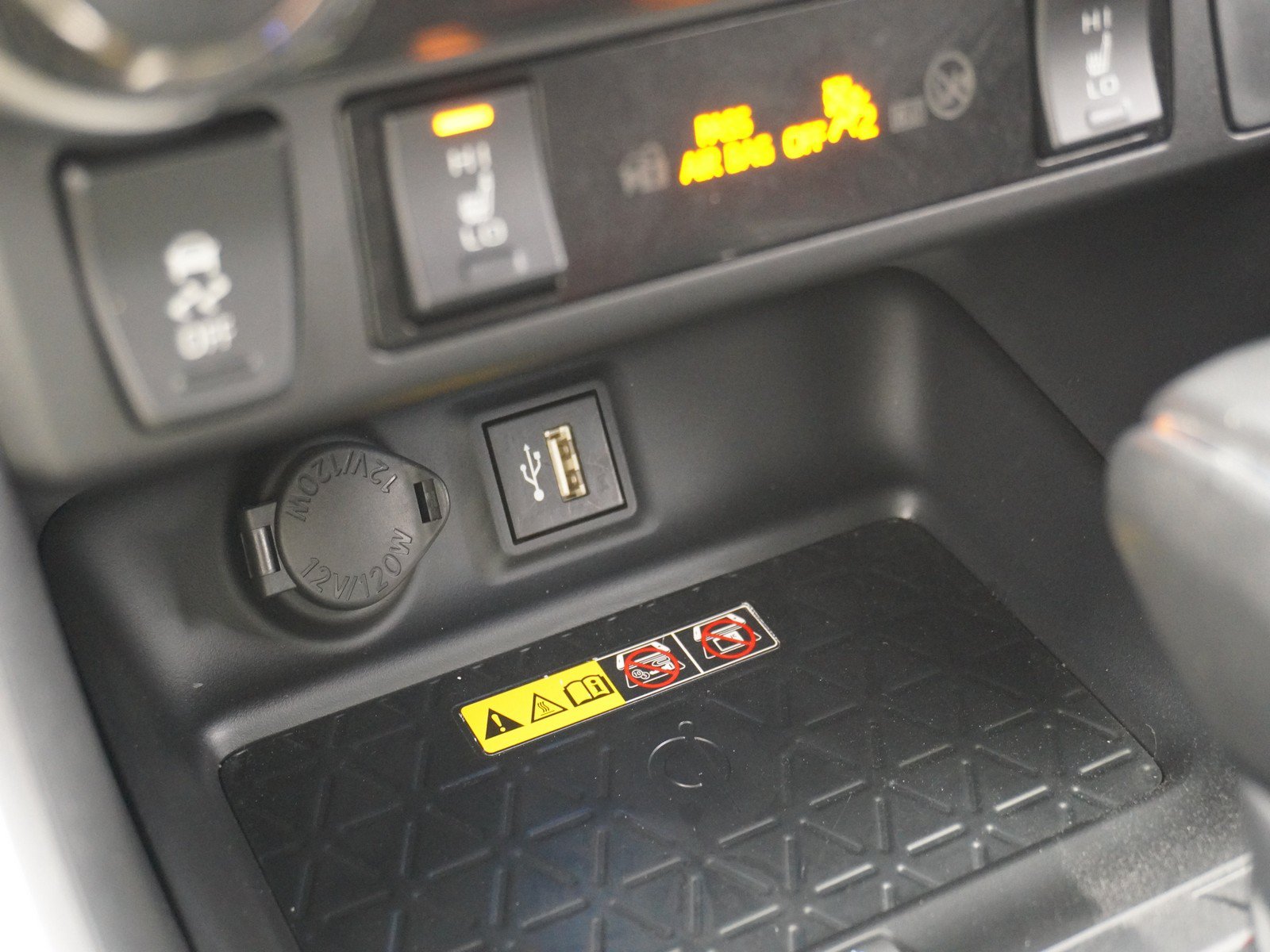 Used 2023 Toyota RAV4 XSE w/ Weather Package AWD/4WD image 27