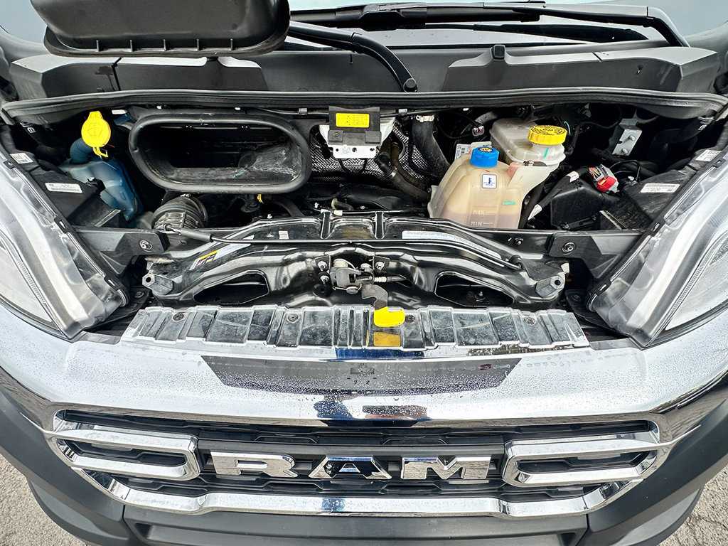 Used 2025 RAM ProMaster 2500 w/ U-Haul Equipment Group FWD image 39