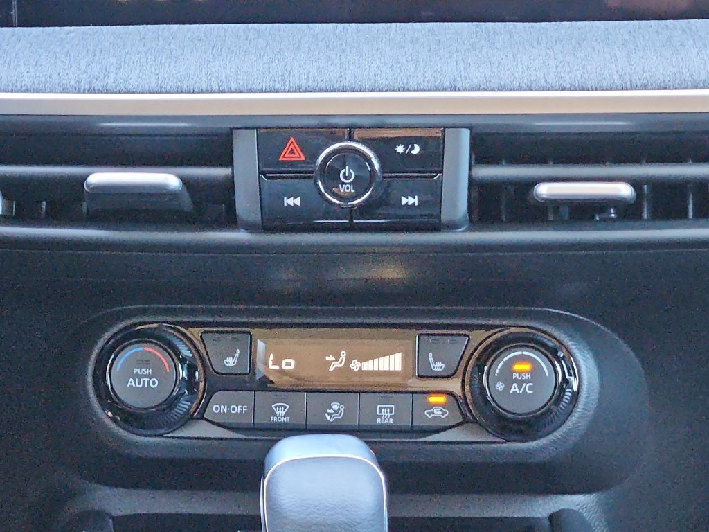 New 2027 Nissan Kicks SV AWD/4WD image 21