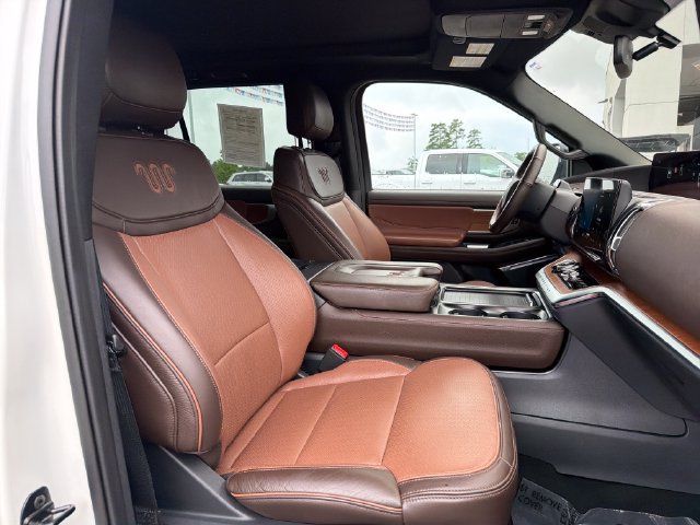 Used 2025 Ford Expedition Max King Ranch AWD/4WD image 29