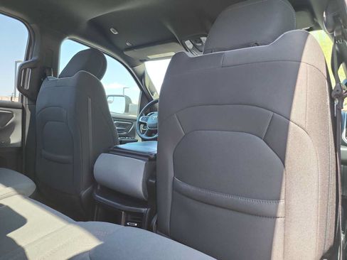 Used 2021 RAM 1500 Big Horn RWD image 16