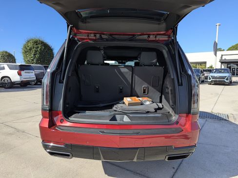 New 2025 Cadillac Escalade Sport Platinum w/ LPO, ONYX Package image 11